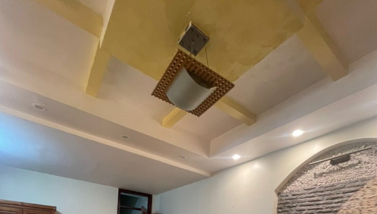 CHO THUÊ NHÀ NGÕ 189 NGUYỄN NGỌC VŨ, 5 TẦNG, 45M2, 4 NGỦ, 4 WC, 15 TRIỆU